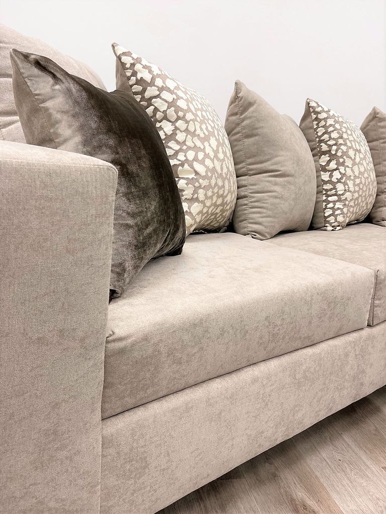 110-Hollywood Beige Sectional