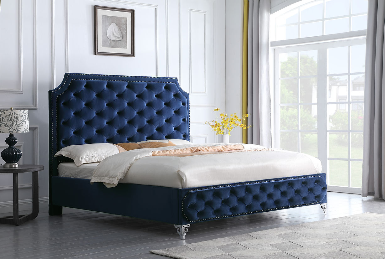 B830 Leilah Blue Platform Bed