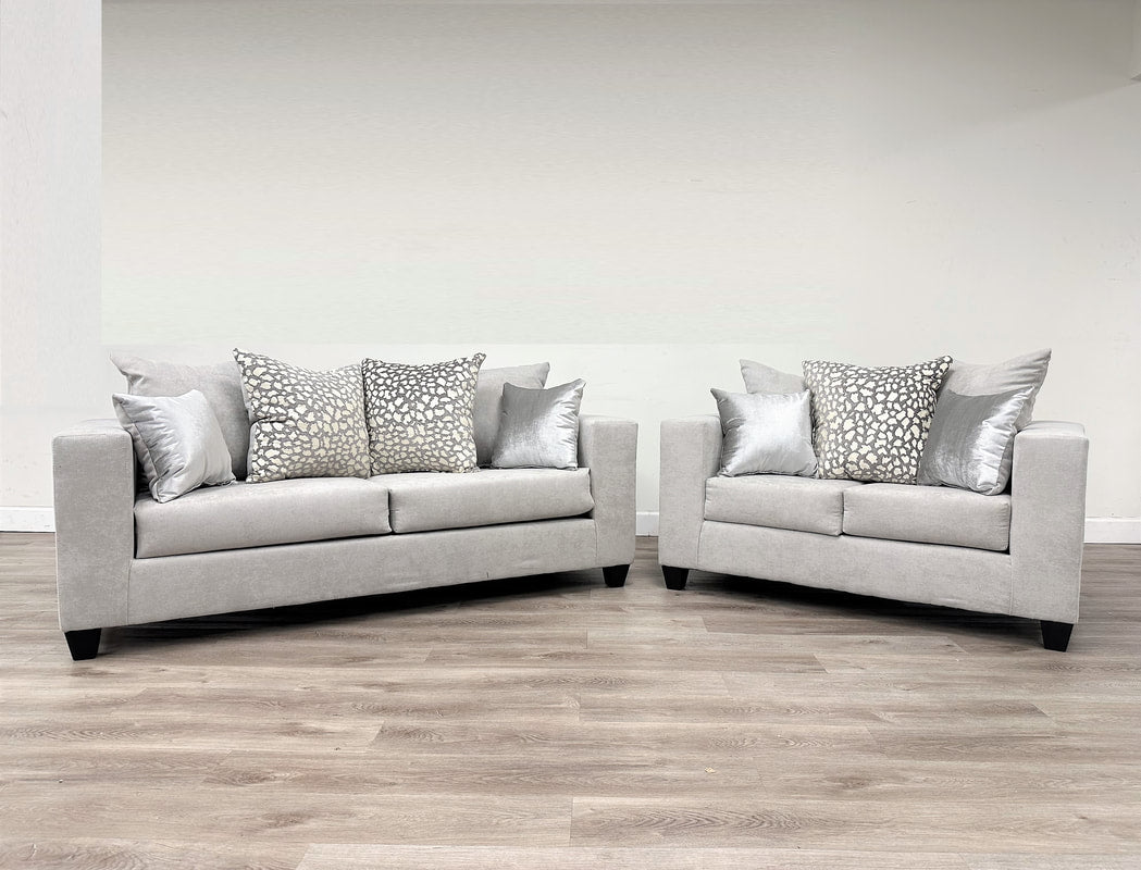 110- Sofa & Loveseat (Hollywood Beige Silver)