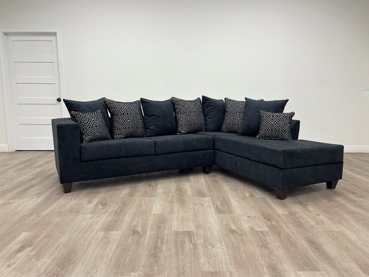 110 Hollywood Black Sectional