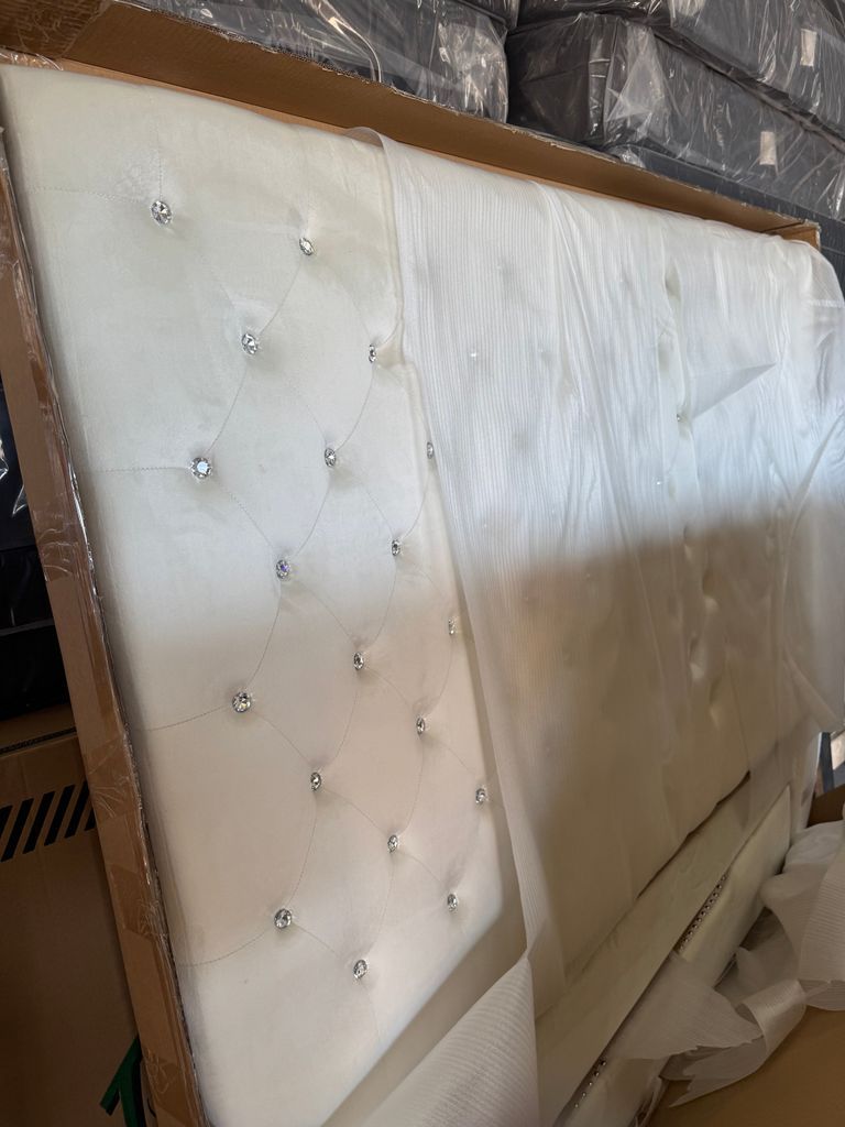 HH223 6ft Diamond Bed - Queen, King **NEW ARRIVAL**