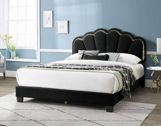 B9130 Gul Platform Bed