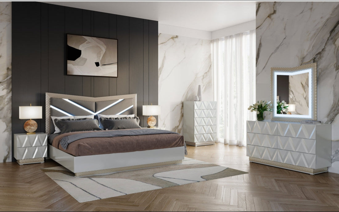 B91 Vera Queen and King bedroom set