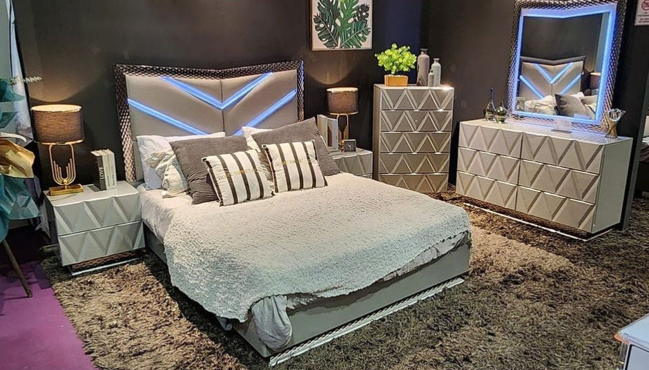 B91 Vera Queen and King bedroom set