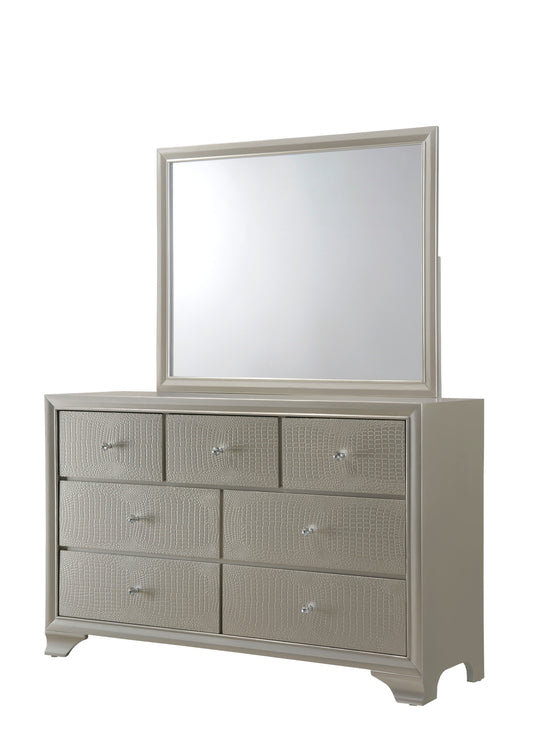 B4300 Lyssa Dresser and Mirror